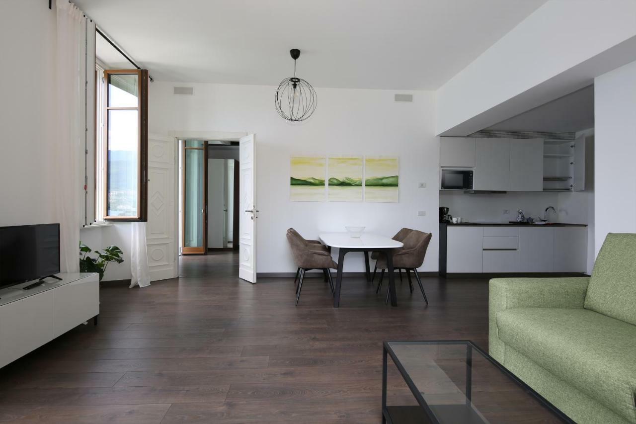 בלאג'יו Palazzo Barindelli Suite Verde מראה חיצוני תמונה